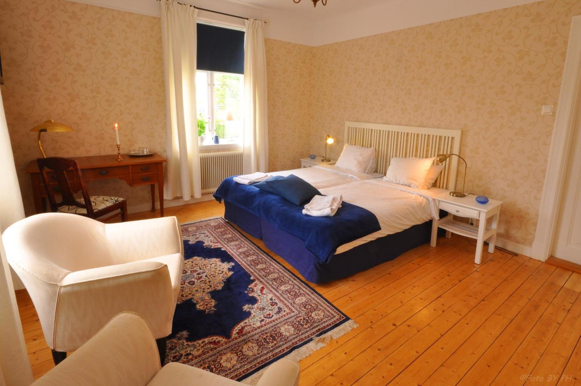 Töreboda Pensionat Praestgarden B&B 외부 사진