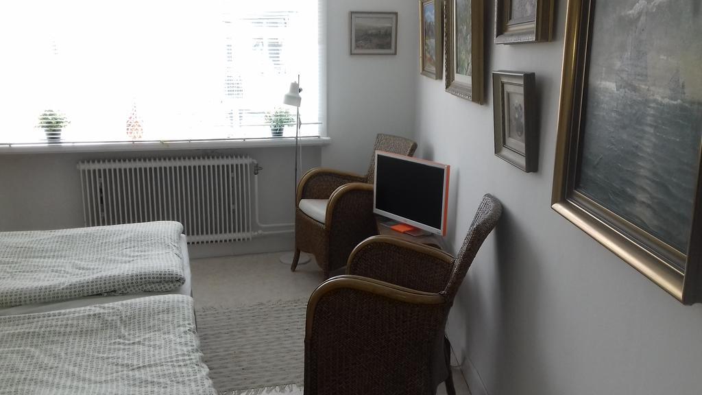 Töreboda Pensionat Praestgarden B&B 외부 사진