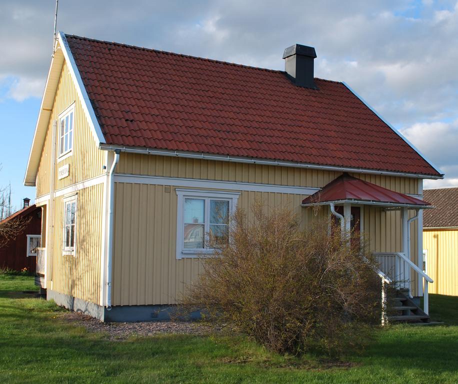 Töreboda Pensionat Praestgarden B&B 외부 사진