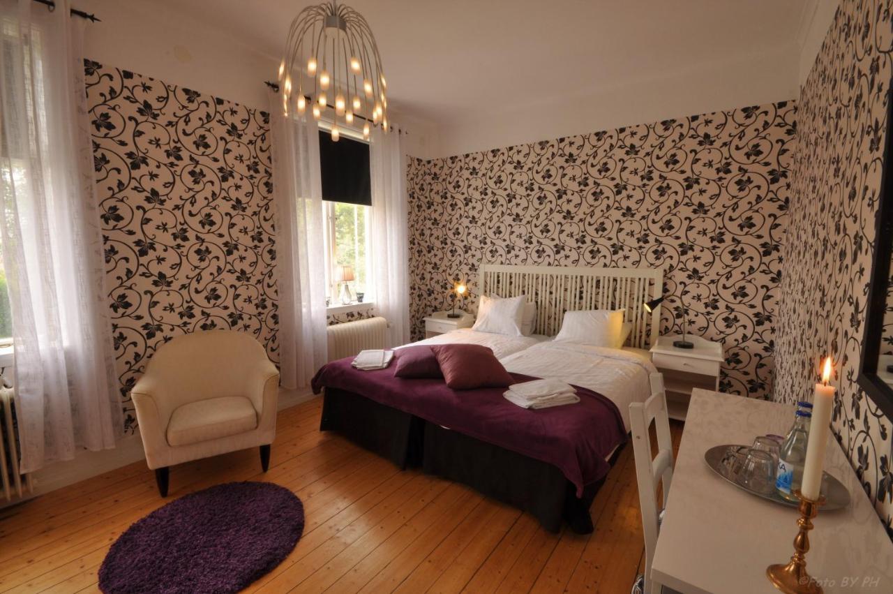 Töreboda Pensionat Praestgarden B&B 외부 사진