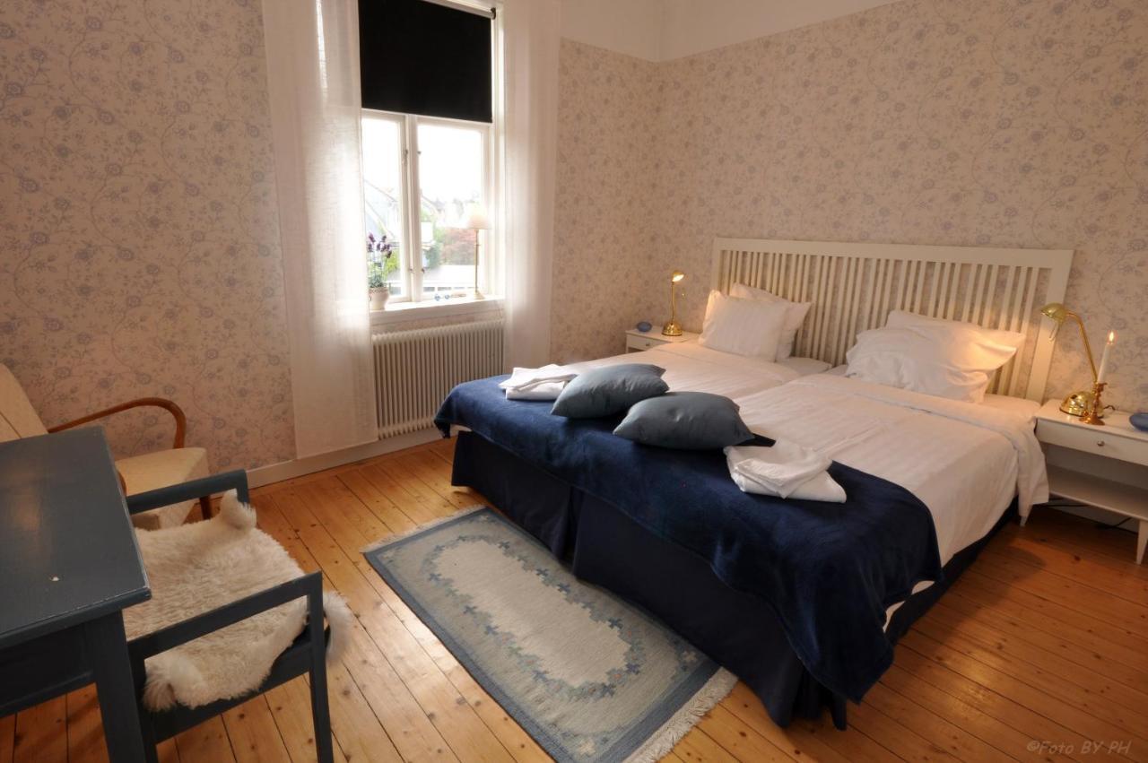 Töreboda Pensionat Praestgarden B&B 외부 사진